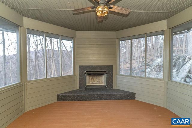 749 FAR KNOB CLIMB, Nellysford, VA 22958