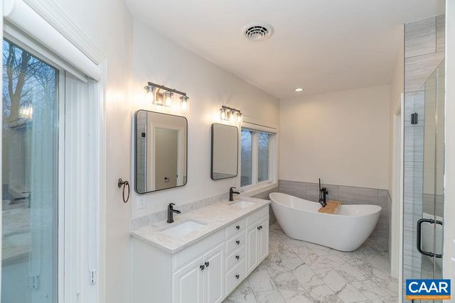 749 FAR KNOB CLIMB, Nellysford, VA 22958