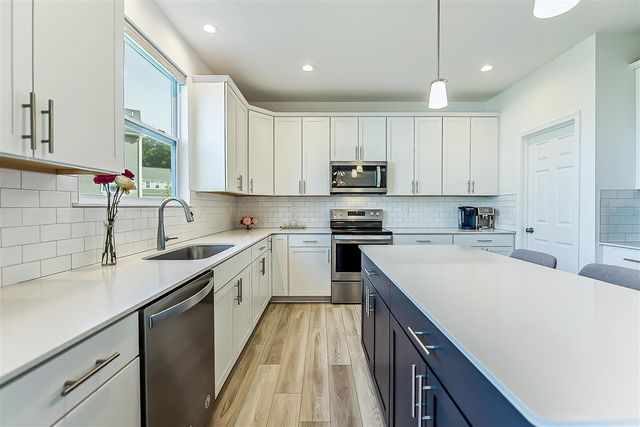 289 Springview Street, Ann Arbor, MI 48103
