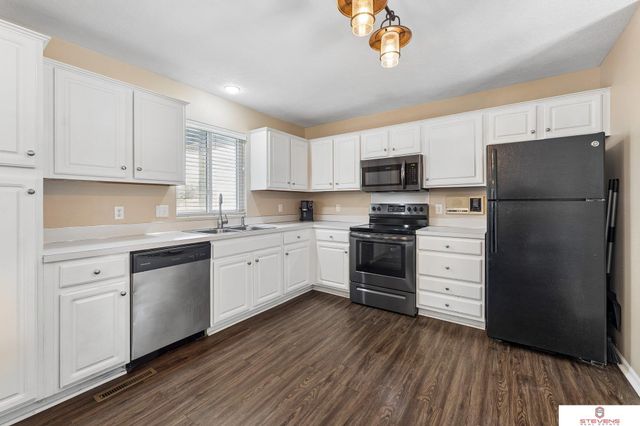 2914 N 155th Avenue, Omaha, NE 68116