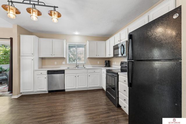 2914 N 155th Avenue, Omaha, NE 68116