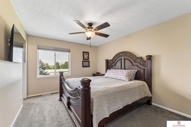 2914 N 155th Avenue, Omaha, NE 68116