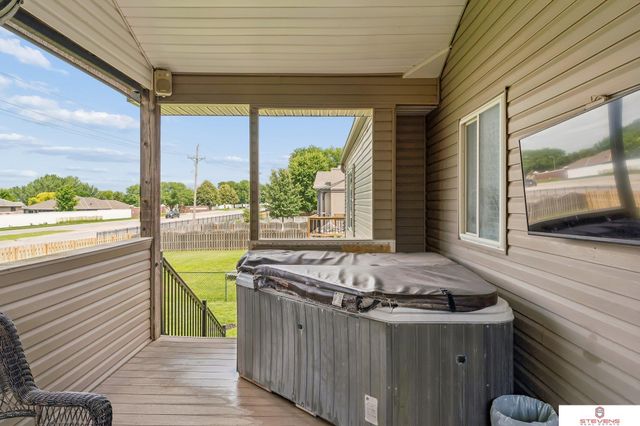 2914 N 155th Avenue, Omaha, NE 68116