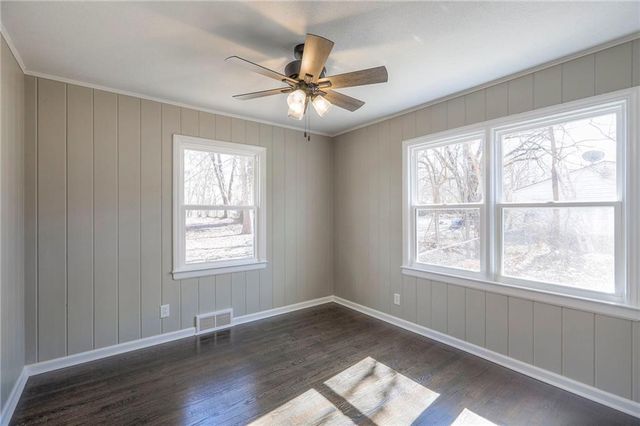 10427 Palmer Avenue, Kansas City, MO 64134