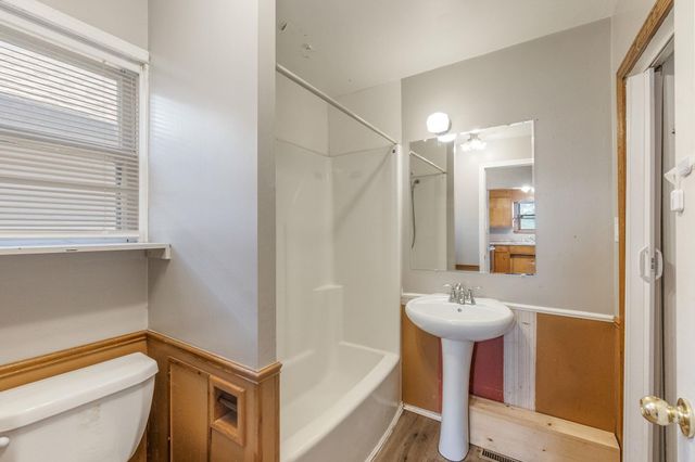 915 Cadam Court, Cedar Falls, IA 50613