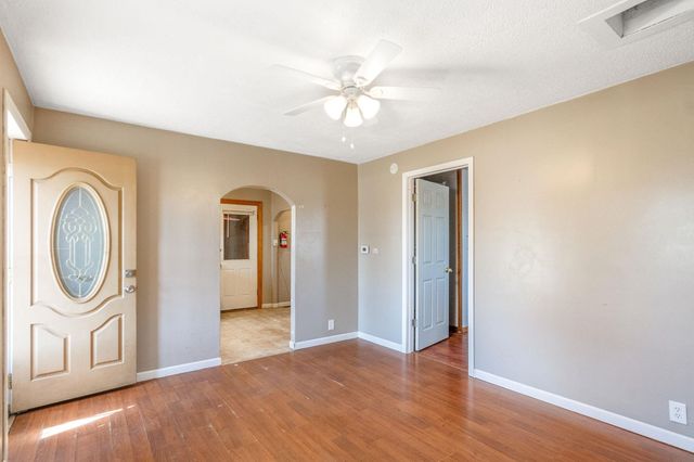 915 Cadam Court, Cedar Falls, IA 50613