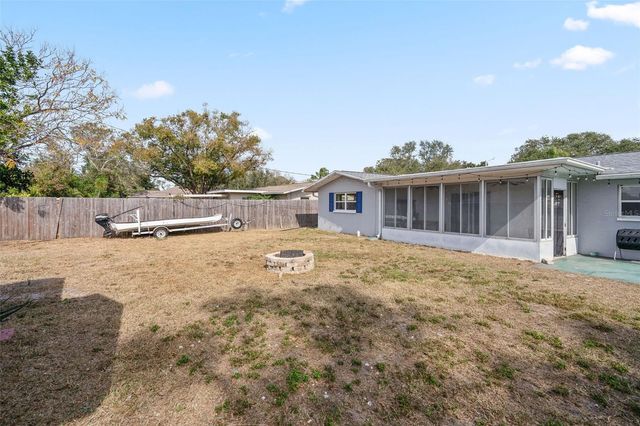 1712 THOMAS DRIVE, Clearwater, FL 33759