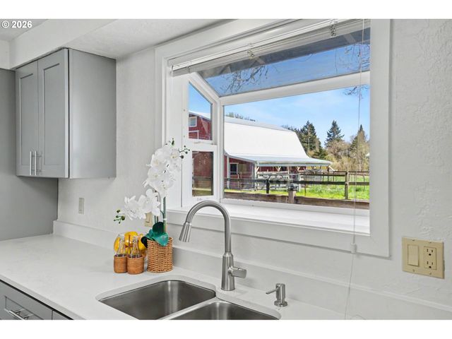 31481 BELLFOUNTAIN Rd, Corvallis, OR 97333