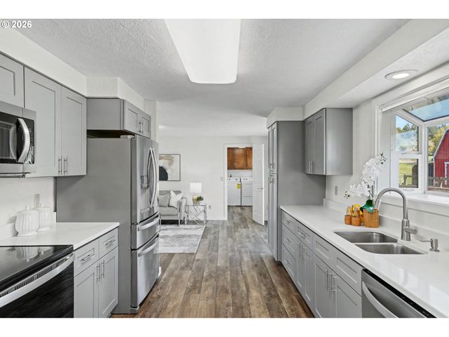 31481 BELLFOUNTAIN Rd, Corvallis, OR 97333