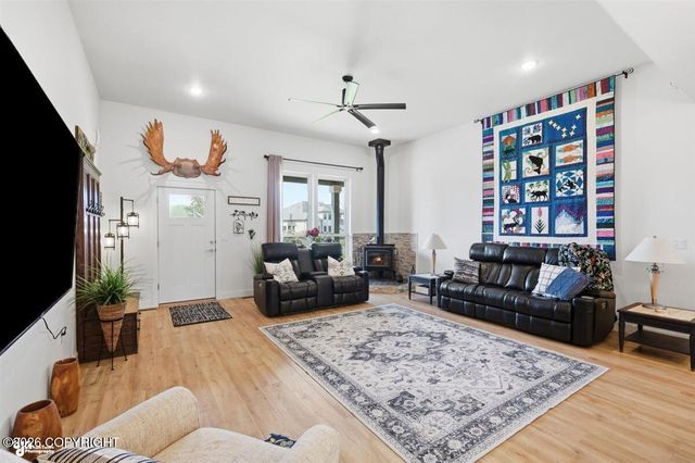 11045 E John Henry Circle, Palmer, AK 99645