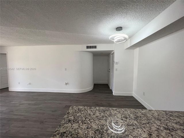 7235 NW 179th Street 104, Hialeah, FL 33015