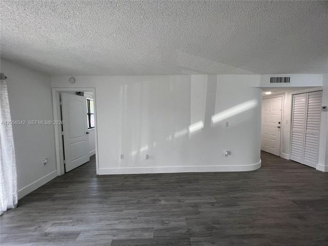 7235 NW 179th Street 104, Hialeah, FL 33015