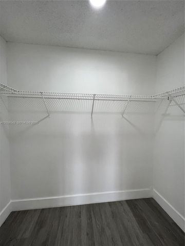 7235 NW 179th Street 104, Hialeah, FL 33015