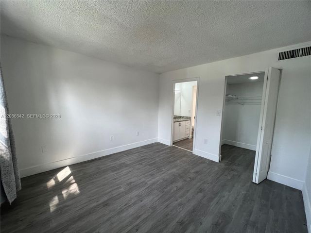 7235 NW 179th Street 104, Hialeah, FL 33015