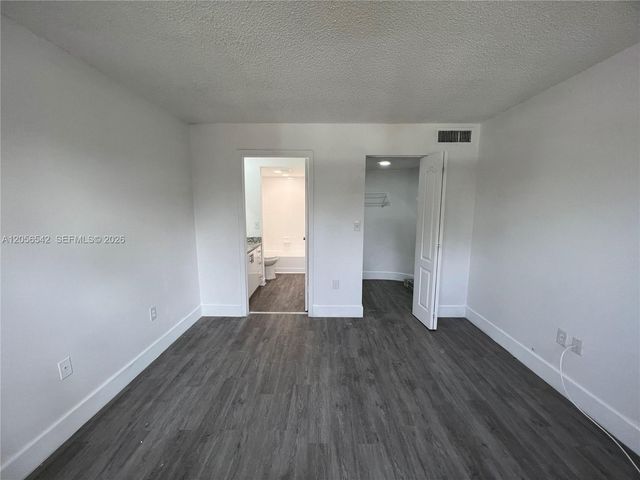 7235 NW 179th Street 104, Hialeah, FL 33015