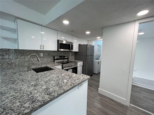 7235 NW 179th Street 104, Hialeah, FL 33015