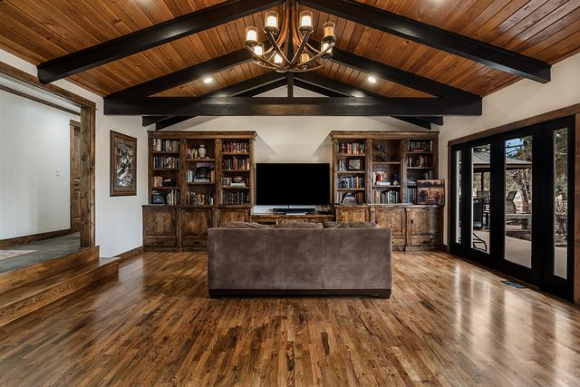 62111 Cody Road, Bend, OR 97701