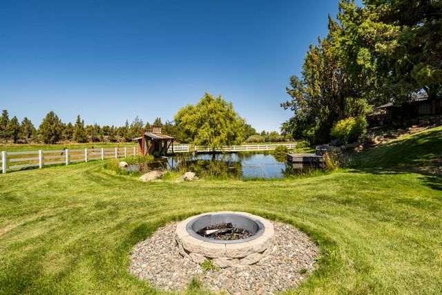 62111 Cody Road, Bend, OR 97701