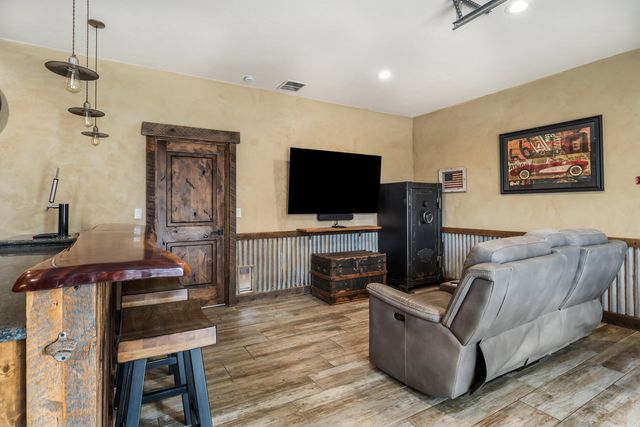 62111 Cody Road, Bend, OR 97701