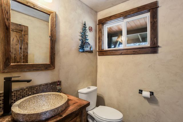 62111 Cody Road, Bend, OR 97701