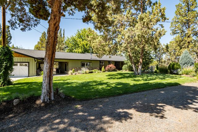 62111 Cody Road, Bend, OR 97701