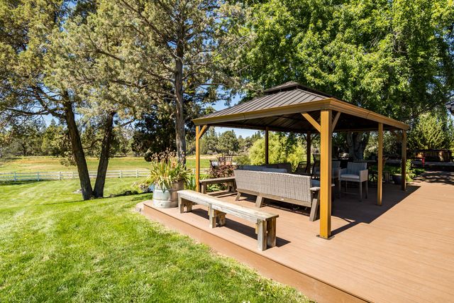 62111 Cody Road, Bend, OR 97701