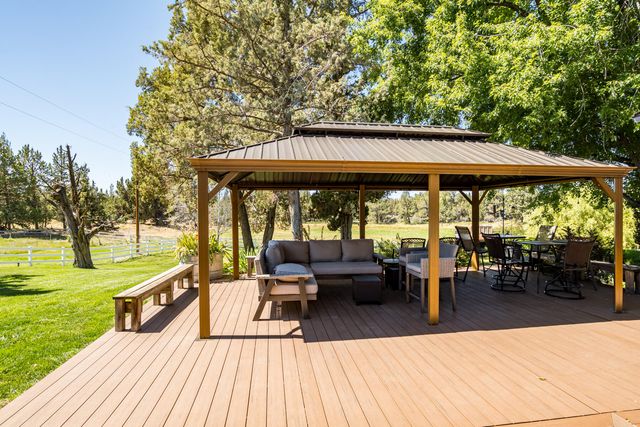 62111 Cody Road, Bend, OR 97701