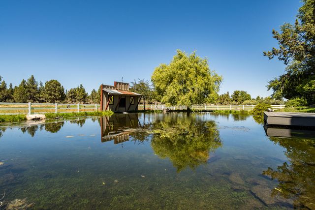 62111 Cody Road, Bend, OR 97701