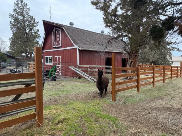 62111 Cody Road, Bend, OR 97701