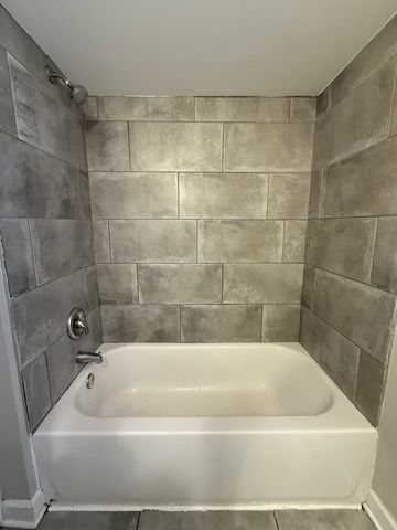 4630 S Honore Street, Chicago, IL 60609