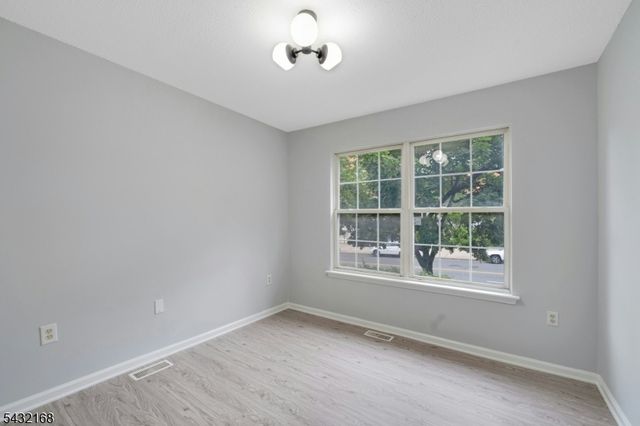 151 W Market St 1415, Newark City, NJ 07103
