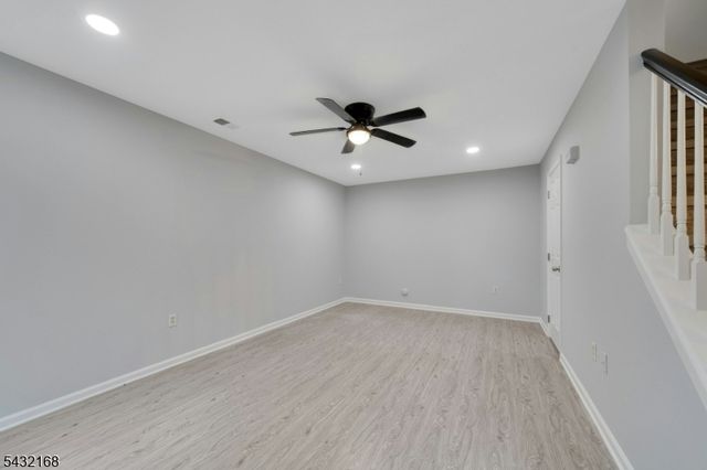 151 W Market St 1415, Newark City, NJ 07103
