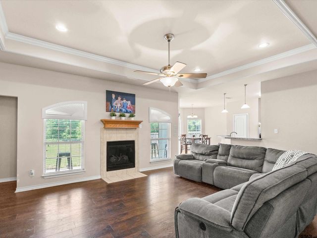 4367 N White Oak Road, Gladewater, TX 75647