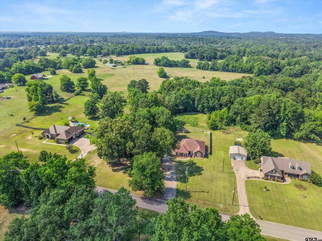 4367 N White Oak Road, Gladewater, TX 75647
