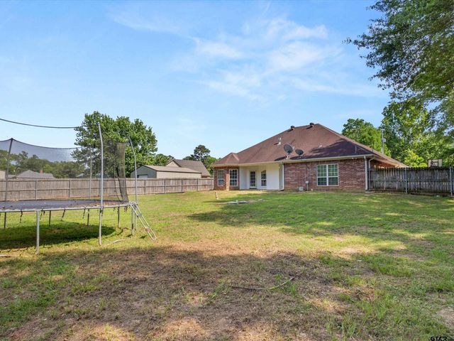 4367 N White Oak Road, Gladewater, TX 75647