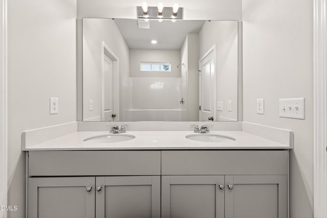 204 Shiloh Woods Circle, Smithfield, NC 27577