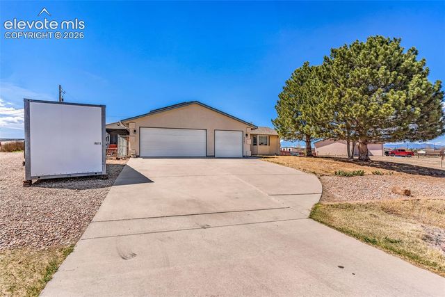 927 N Purcell Boulevard, Pueblo West, CO 81007