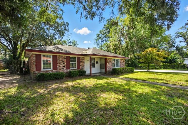 5022 Greenway Lane, Savannah, GA 31406