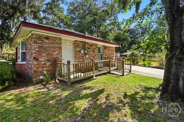 5022 Greenway Lane, Savannah, GA 31406