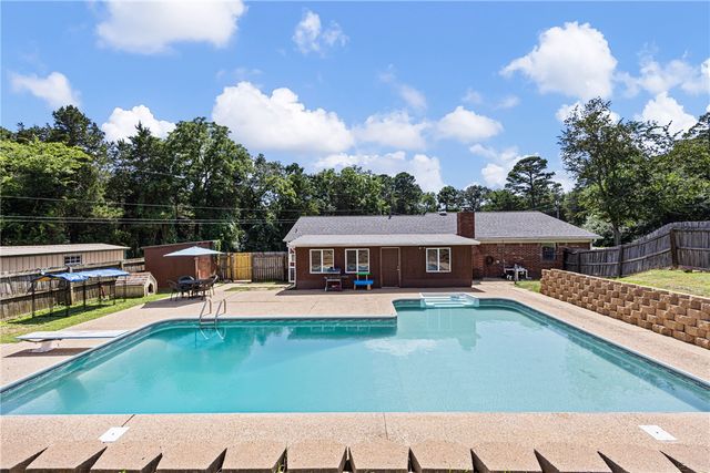 131 Virden Circle, Russellville, AR 72802