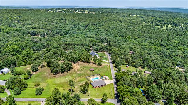 131 Virden Circle, Russellville, AR 72802
