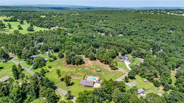 131 Virden Circle, Russellville, AR 72802