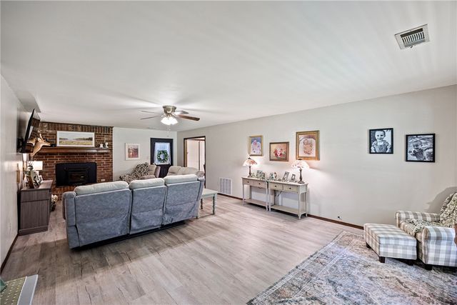 131 Virden Circle, Russellville, AR 72802
