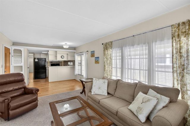 802 TURF, Venice, FL 34285