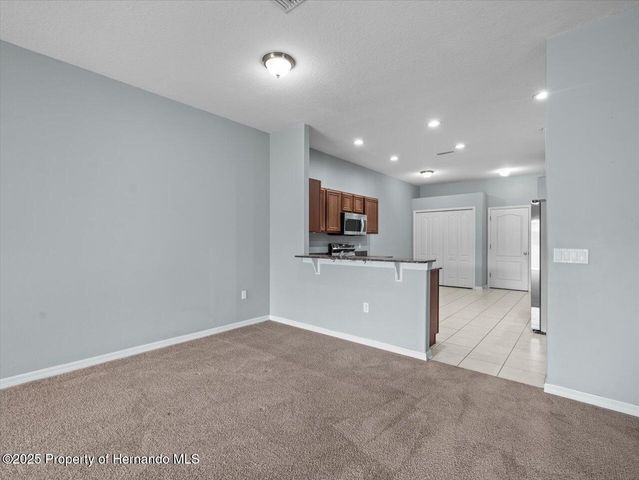 3891 Crossline Drive, Spring Hill, FL 34609