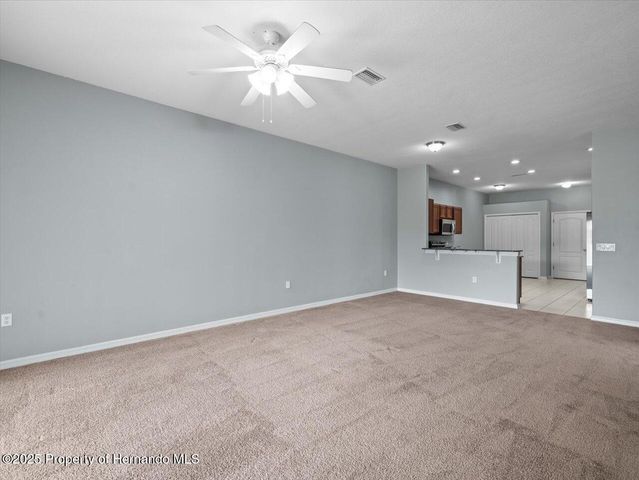 3891 Crossline Drive, Spring Hill, FL 34609