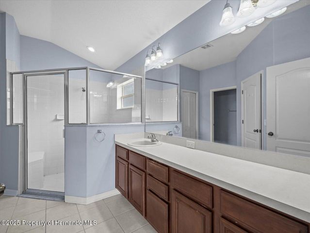 3891 Crossline Drive, Spring Hill, FL 34609