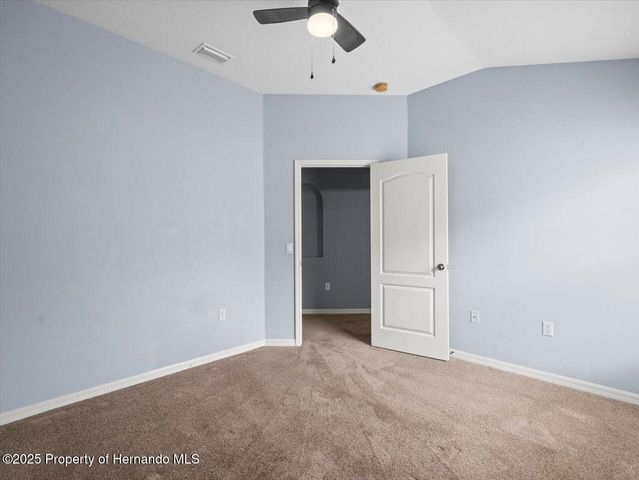 3891 Crossline Drive, Spring Hill, FL 34609