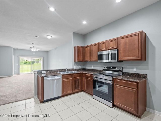 3891 Crossline Drive, Spring Hill, FL 34609