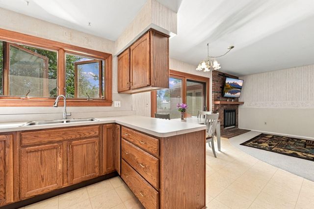 20461 Roche Road, Brownstown Twp, MI 48183